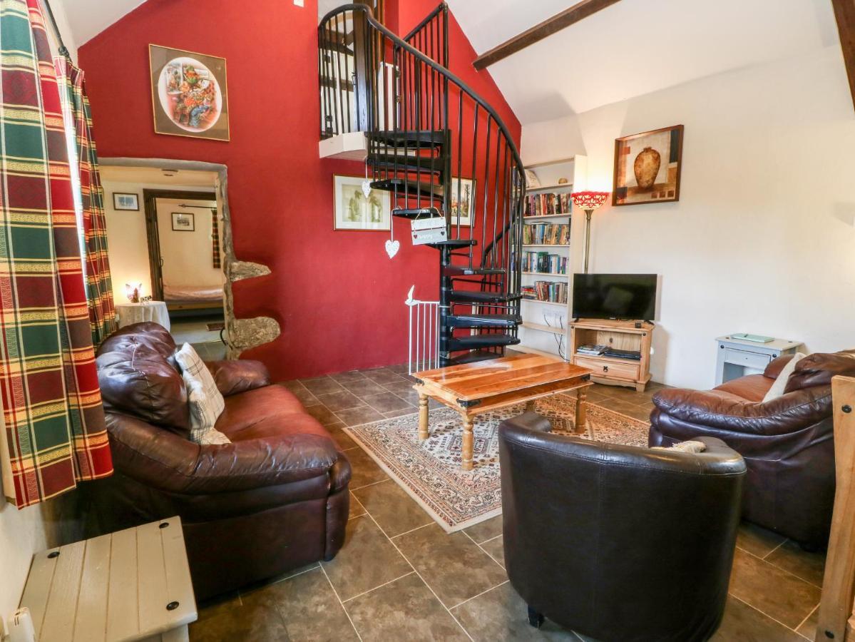 Bwthyn Y Dderwen Oak Cottage Llannor Esterno foto