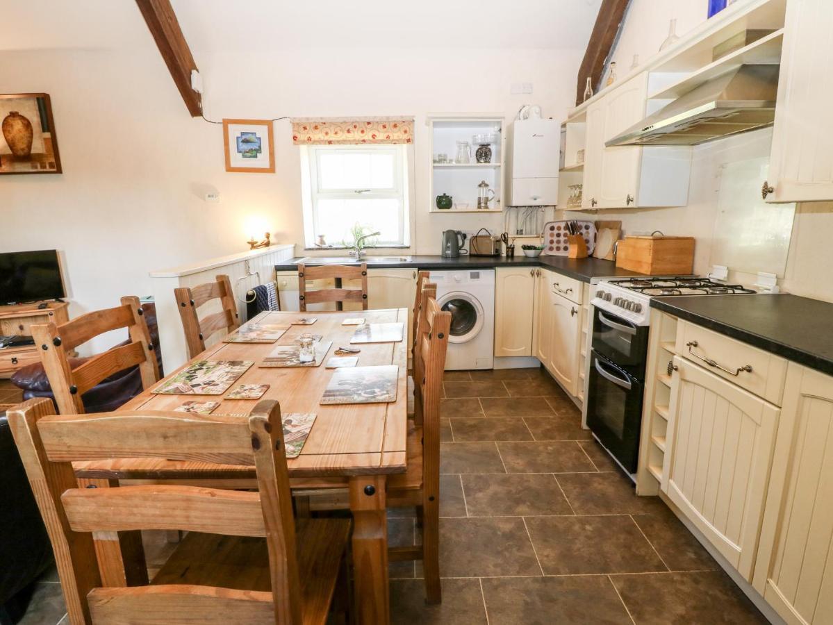 Bwthyn Y Dderwen Oak Cottage Llannor Esterno foto